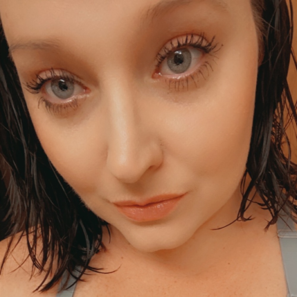 Meet your Posher, Tonya